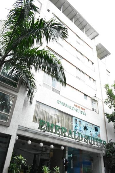 Emerald Suites Koramangala Bangalore Esterno foto